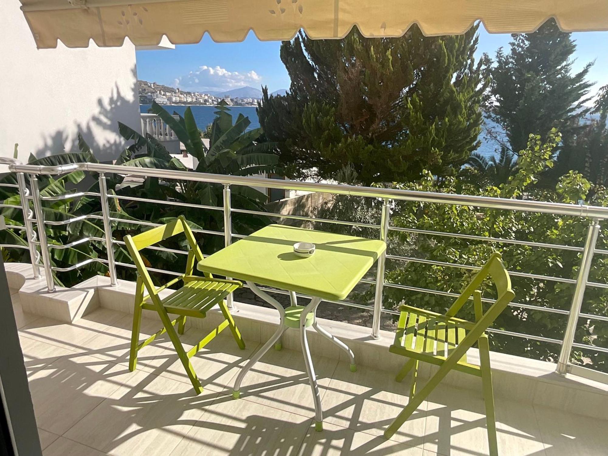 Mojito Beach Apartments With Free Parking Sarandë Exterior foto