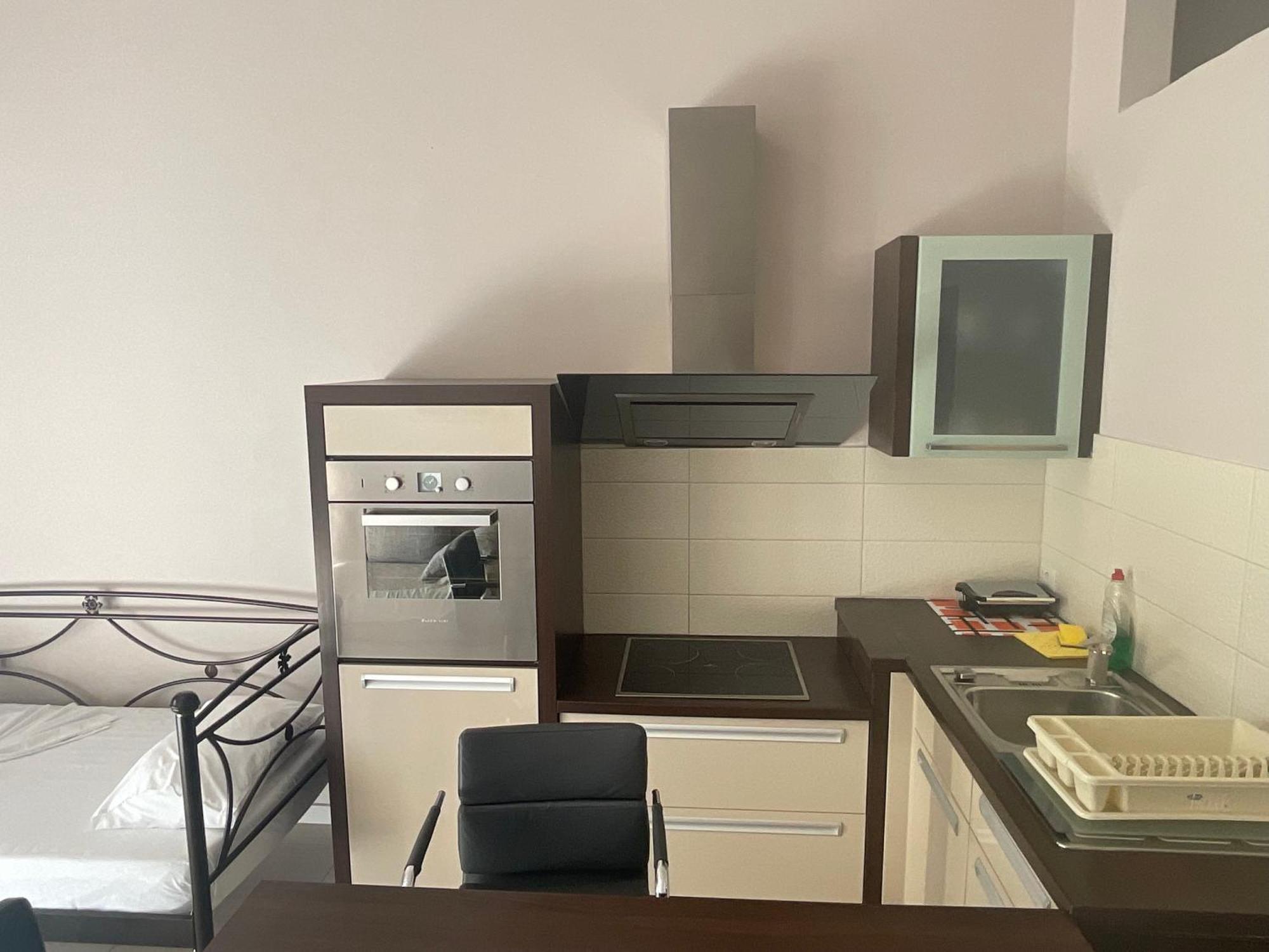 Mojito Beach Apartments With Free Parking Sarandë Exterior foto